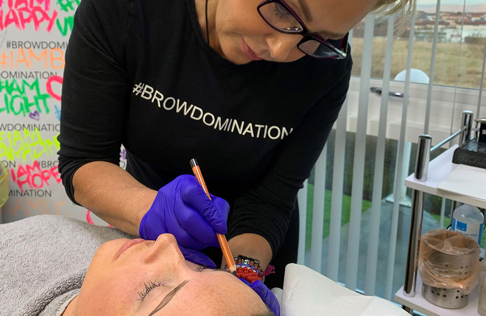permanent makeup glasgow